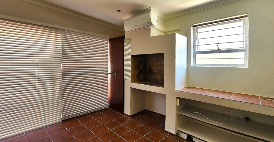 3 Bedroom Property for Sale in Sunningdale Western Cape